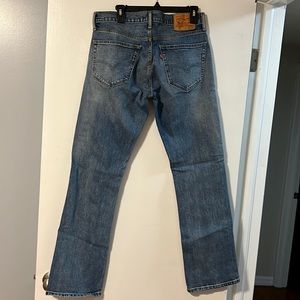 Levi’s 527